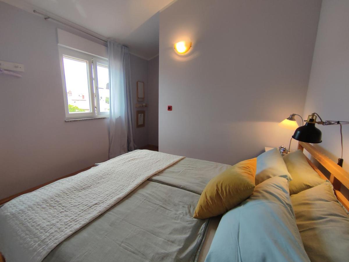 Apartment For Two 200M From The Beach Pola Esterno foto