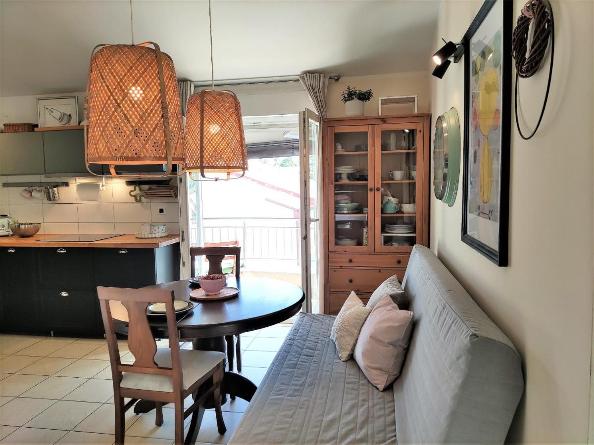Apartment For Two 200M From The Beach Pola Esterno foto